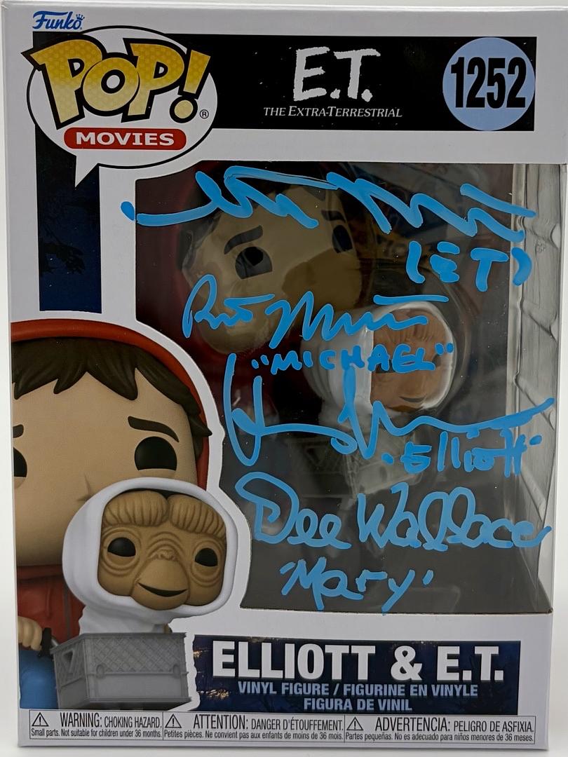 ET Cast signed Funko #1252 Henry Thomas Matthew DeMeritt Dee Wallace Stone Robert McNaughton - JSA COA